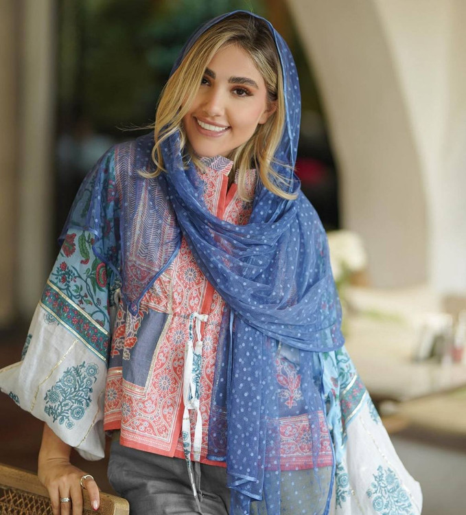 شال تور گاندوزی شده خالخالی موجودی یک عدد