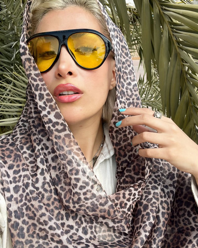 شال حریر کریشه