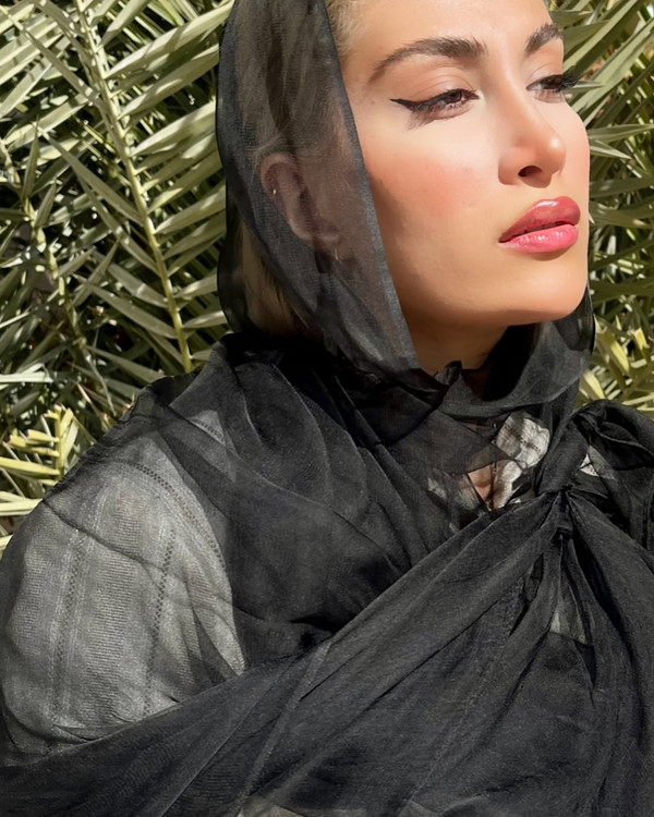 شال حریر شیشه ای مشکی